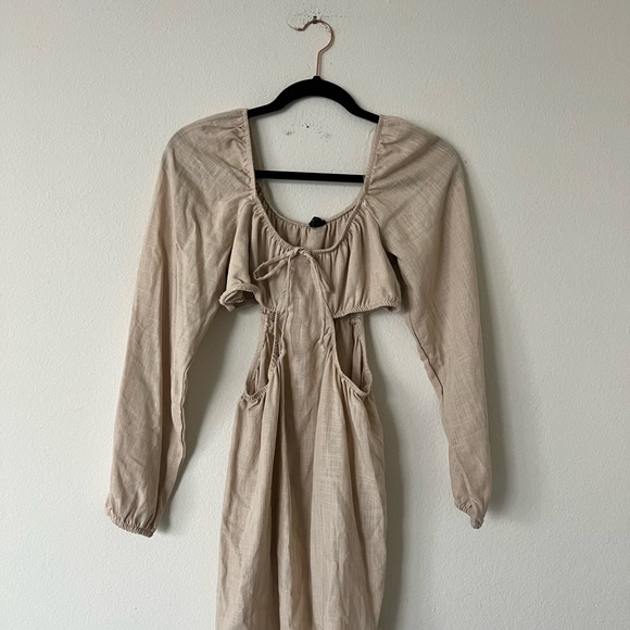 NWT Wild Fable Taupe Cutout Dress - Picture 4 of 9